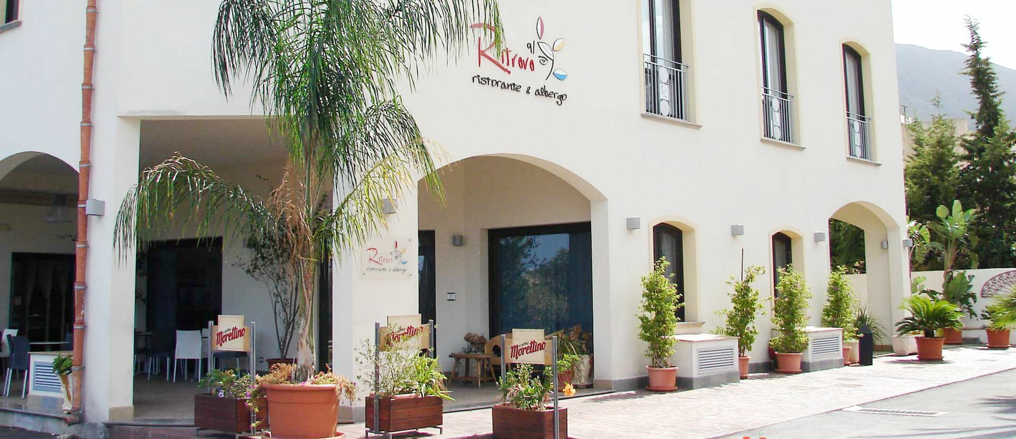Hotel Al Ritrovo Castelluzzo Bagian luar foto